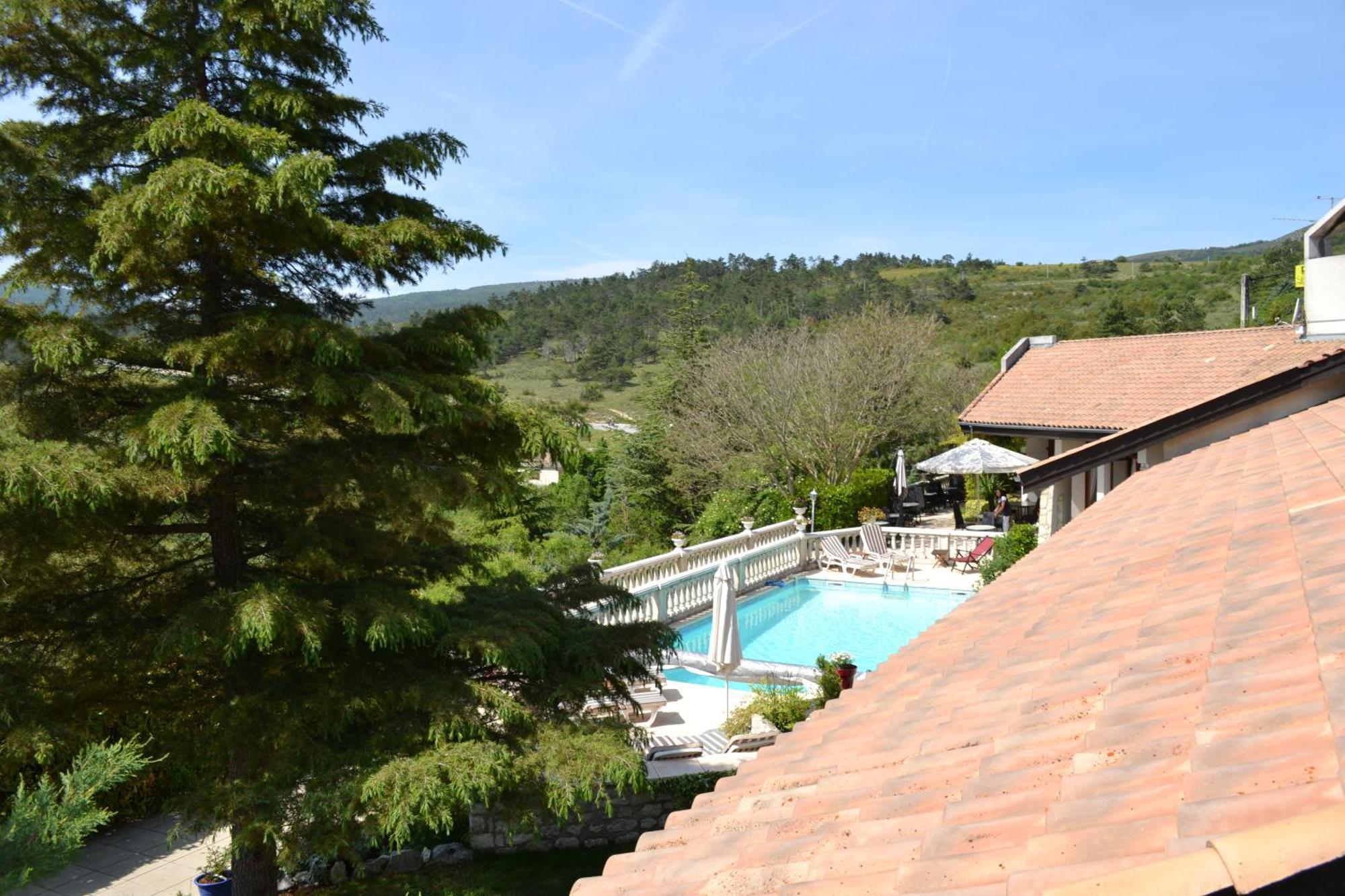 Hotel Logis Le Vieil Amandier Trigance