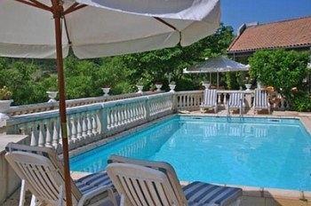 Logis Le Vieil Amandier 2* Trigance